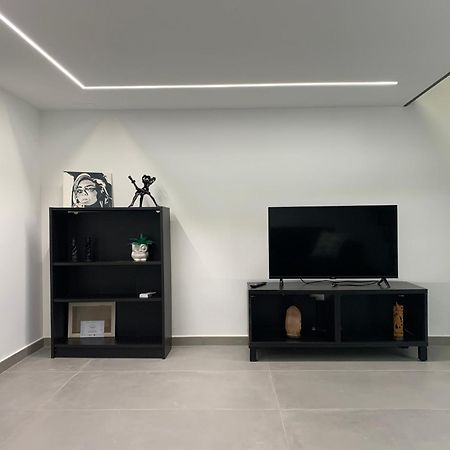 Nova Domus Apartment Бари Екстериор снимка