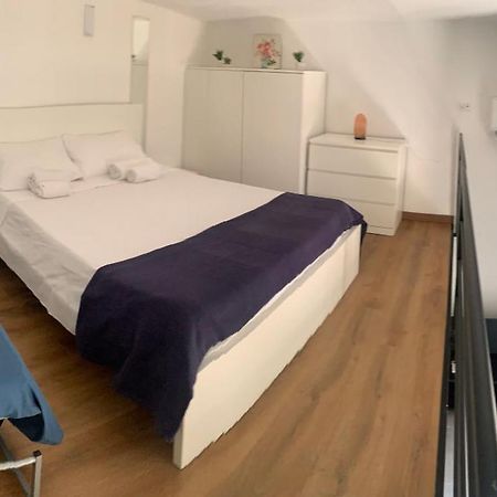 Nova Domus Apartment Бари Екстериор снимка